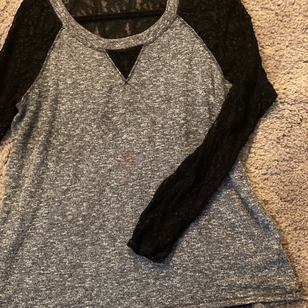 Stretch lace long sleeve and knit top